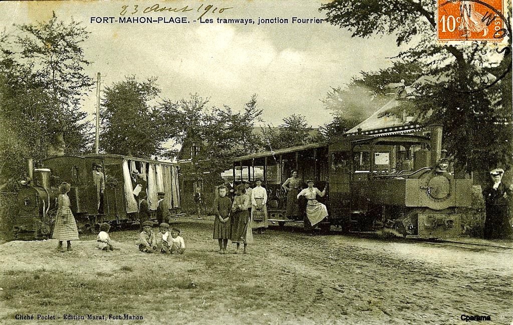 gauche-marie-antoinette-vers-fm-droite-minus-vers-quend